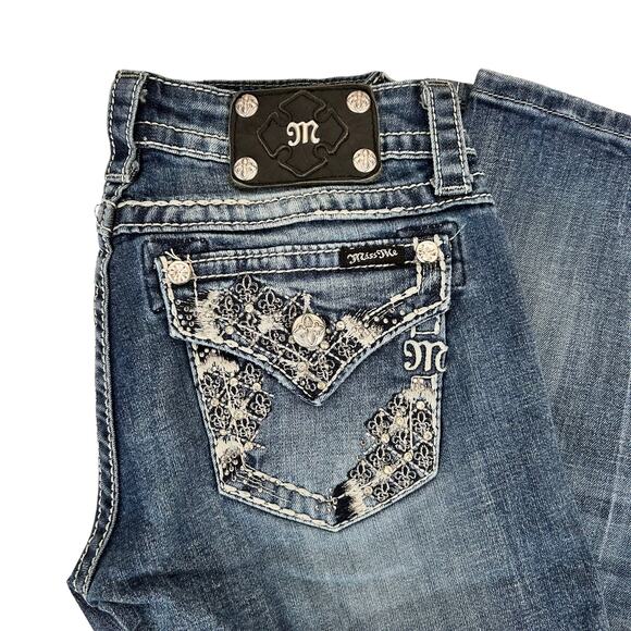 Miss Me Flap Pocket Embellished Capris Sz 27 - Picture 3 of 7